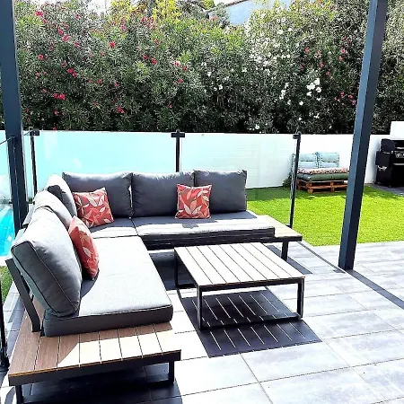 Vila With Pool For 8 People, Near Beaches & Montpellier