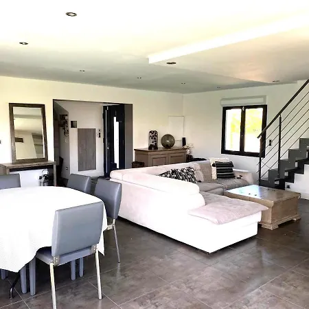Vila With Pool For 8 People, Near Beaches & Montpellier Lattes
